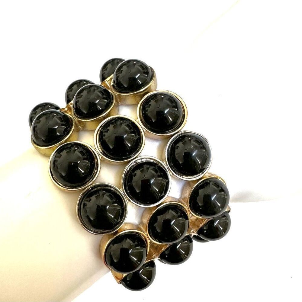 Black and gold tone wide beaded stretchy bracelet
